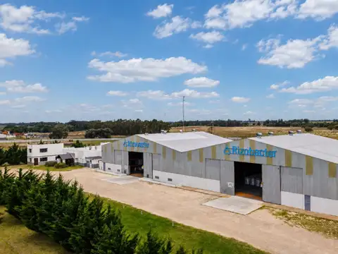 NAVES INDUSTRIALES EN VENTA EN NECOCHEA SOBRE RUTA