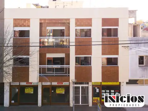 Francisco de las Carreras 1200