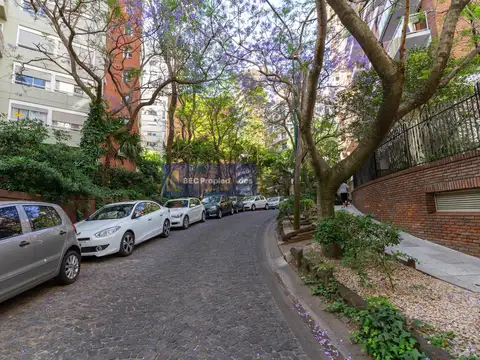ALQUILER DEPARTAMENTO  SEMIPISO de 4 AMBIENTES CON COCHERA  LA ISLA OLIVOS