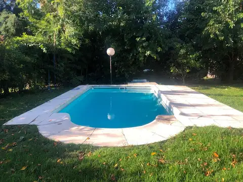 Casa 5 ambientes con 3 baños