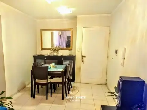 Av Colon 4900 , Piso 7