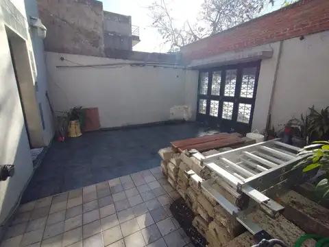 Depto Tipo Casa en Venta en Pompeya, USD 130.000