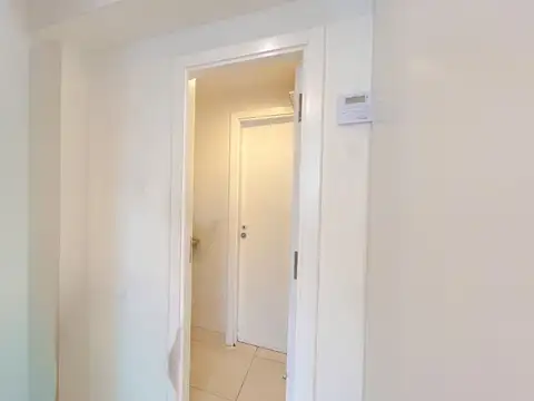 Oficina en Venta en La Perla Norte, USD 65.000