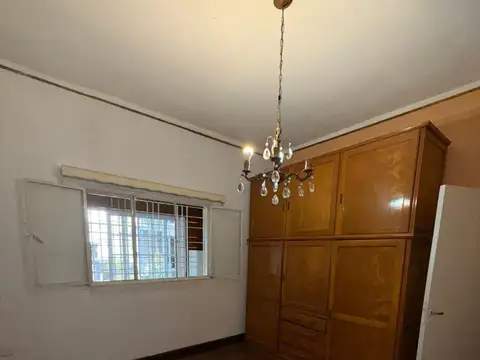 CASA 4 AMB. EN VENTA EN RAMOS MEJIA
