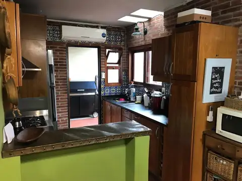 Depto Tipo Casa en Alquiler de 3 ambientes