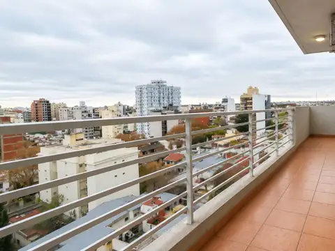 VENTA DEPTO 2 AMB DE 60 M2 CON  BALCÓN CORRIDO