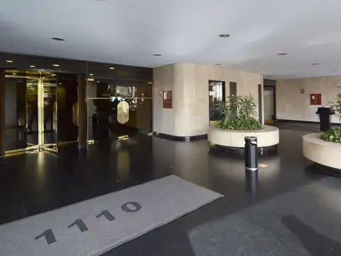 Avenida Leandro N. Alem 1100