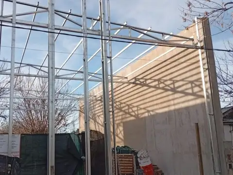 Galpon en Venta en Funes, USD 200.000