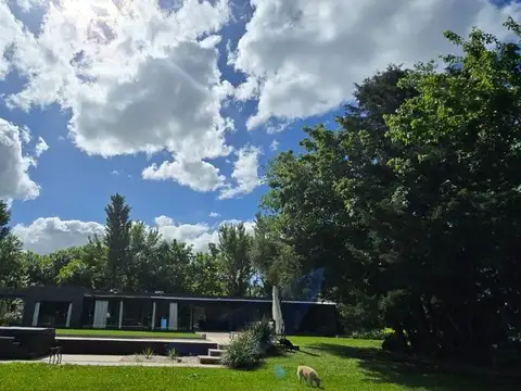 Avenida Juan Pablo II 1500