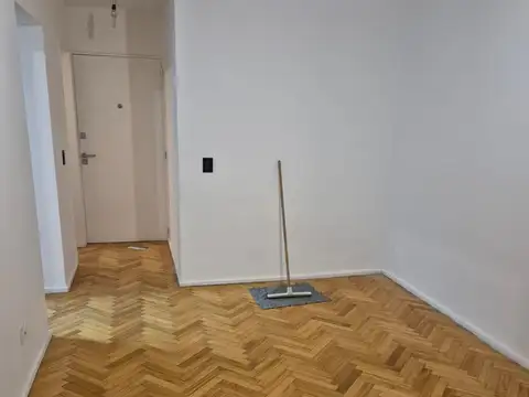 Tapiales 1400, Piso 15