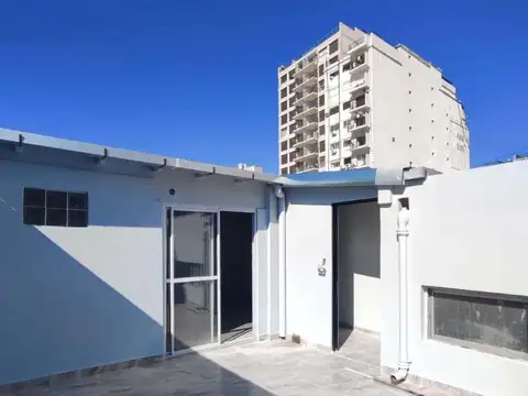 Venta PH de 4 Ambientes con espectacular Terraza Propia en Paternal. Apto crédito hipotecario!