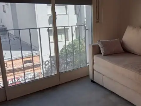 Recoleta, Juncal 2973, piso 4, 3 amb, 55m2, u$s750