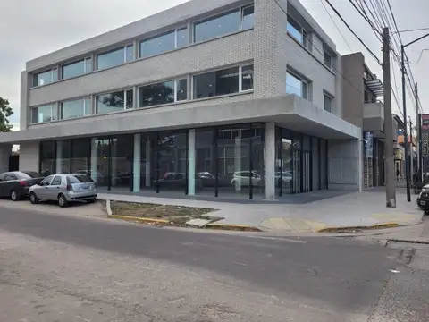 Avda. Hipolito Yrigoyen (Ruta 197) 2085,