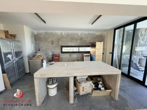 Av. Ejército Argentino 300