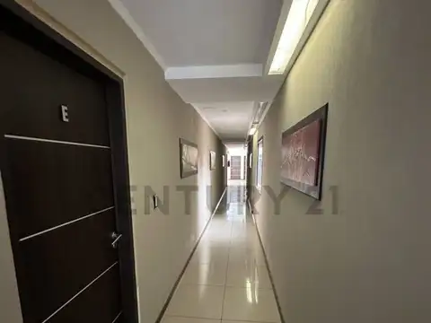 DEPARTAMENTO 2 DORMITORIOS+COCHERA Y PILETA EDIFICIO MIRALEJOS