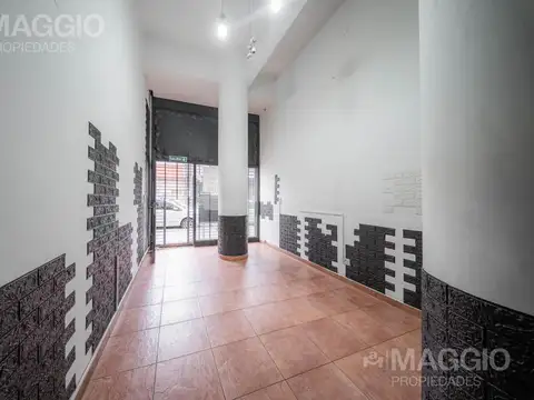 Local en Alquiler en Ramos Mejía Sur, $ 700.000