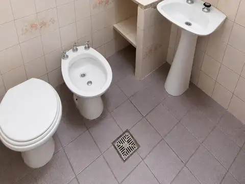 Depto Tipo Casa en Venta en Isidro Casanova, USD 55.000