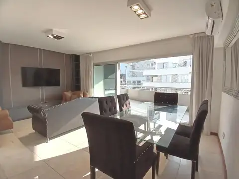 AMPLIO Piso 4 Ambientes amueblado con balcón, parrilla y cochera en Belgrano