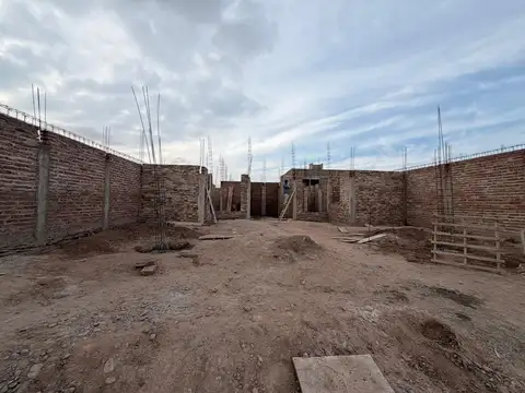 DEPARTAMENTO EN POZO, DOS HABITACIONES, MAIPU