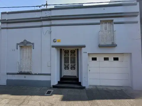 CASA EN VENTA EN PERGAMINO