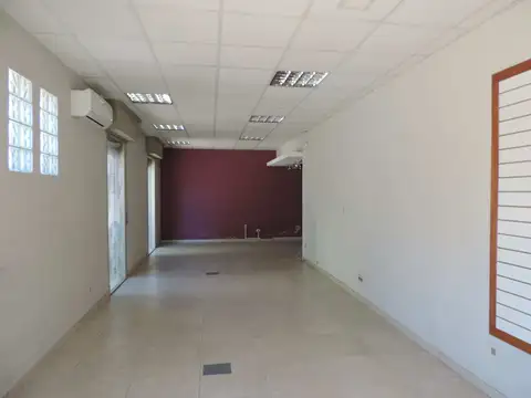 Local centrico ideal para escritorio profecional