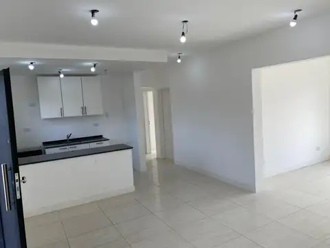 Casa en Acacias Blancas (Bº Abierto)