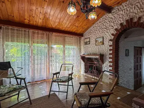 Casa en Venta con 1 cochera