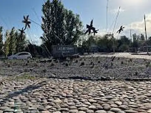 Terreno en Venta 27  mts Fondo