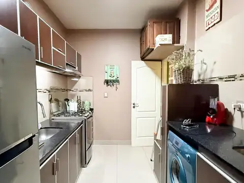 Depto Tipo Casa en Alquiler con 1 cocheras