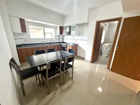 Departamento 4 ambientes con 3 baños