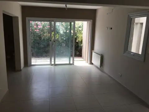 Casa en Venta en Mendoza, USD 230.000