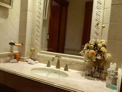 Casa en Venta al Oeste