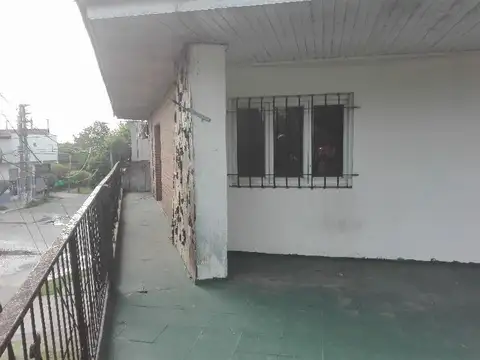 Av Antartida Argentina 400