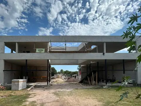 Oficina en Venta en Funes, USD 65.000