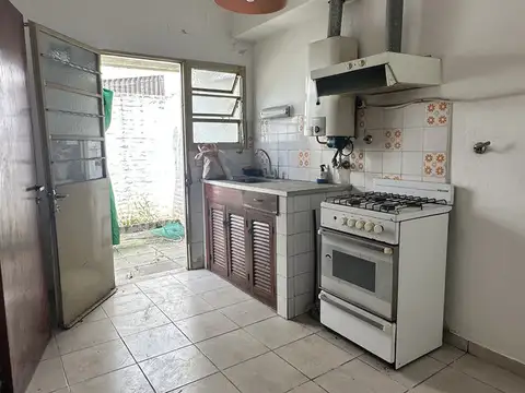 Depto Tipo Casa en Venta en Plaza Islas Malvinas, USD 68.000