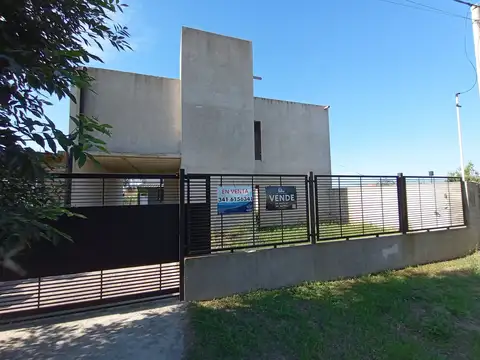 Casa - Alvear