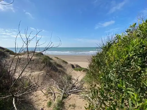 VENTA CHALET FRENTE AL MAR