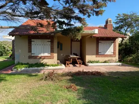 VENTA CHALET FRENTE AL MAR