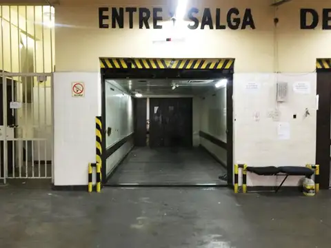 Cochera fija en Once. Excelente ubicación