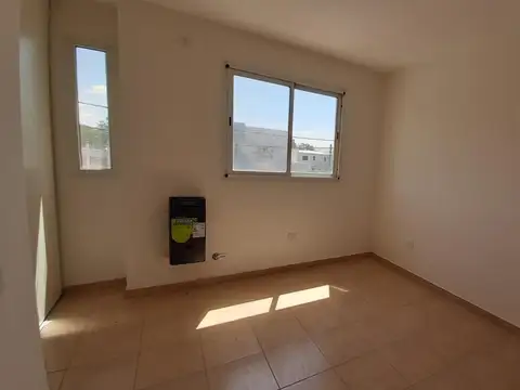 Casa en Alquiler con 1 cochera