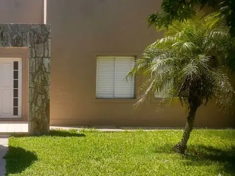 VENTA CASA ESPERANZA 3 DORMITORIOS
