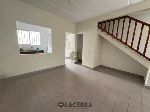 Depto Tipo Casa en Venta de 3 ambientes