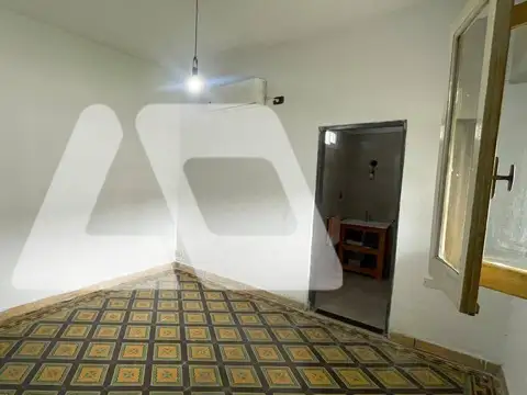 Casa en Alquiler en Lanús, $ 900.000