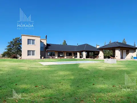 VENTA con FINANCIACIÓN casa EL MALACATE lote central 4 dorm 5000m2 pileta riego automático