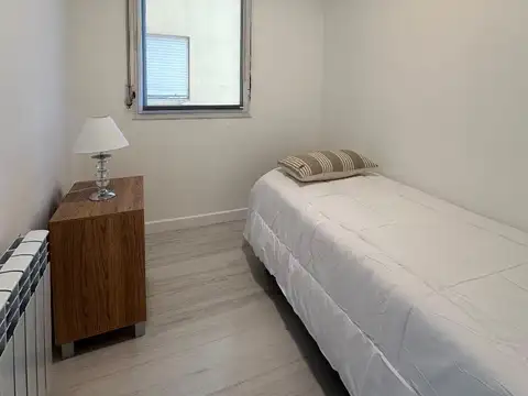 San Martin 2200, Piso 7