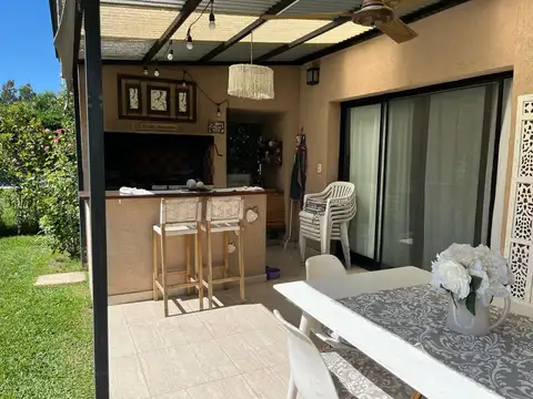 Casa en Venta en La Cañada de Pilar - Los Robles, USD 230.000