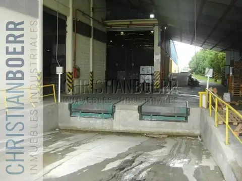 5300M EN EL PARQUE IND PILAR - PLANTA - DEPOSITO CON DOCKS D
