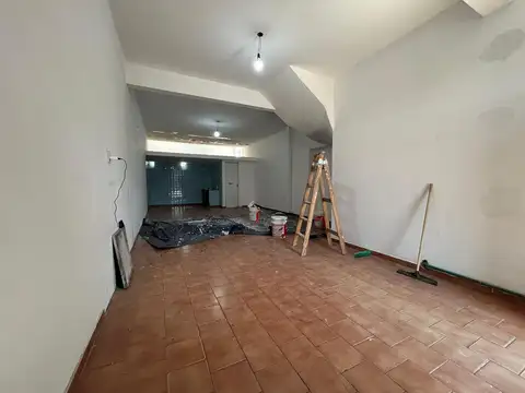 Local en alquiler en  zona sur apto oficina deposito emprendimiento multiuso