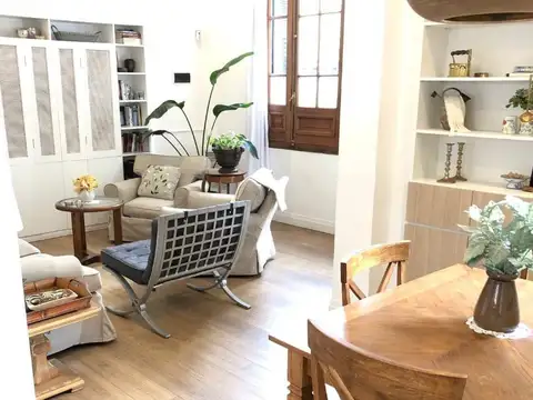 Casa 5 ambientes, modernizada, patio, terraza, parrilla