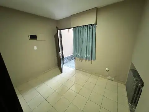 Oficina 2 ambientes con 1 baño